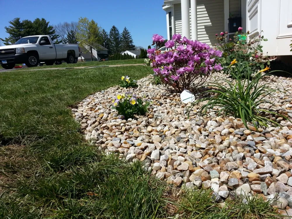 Expert yard cleanup service in West Hartford, CT - M&G Landscaping, LLC