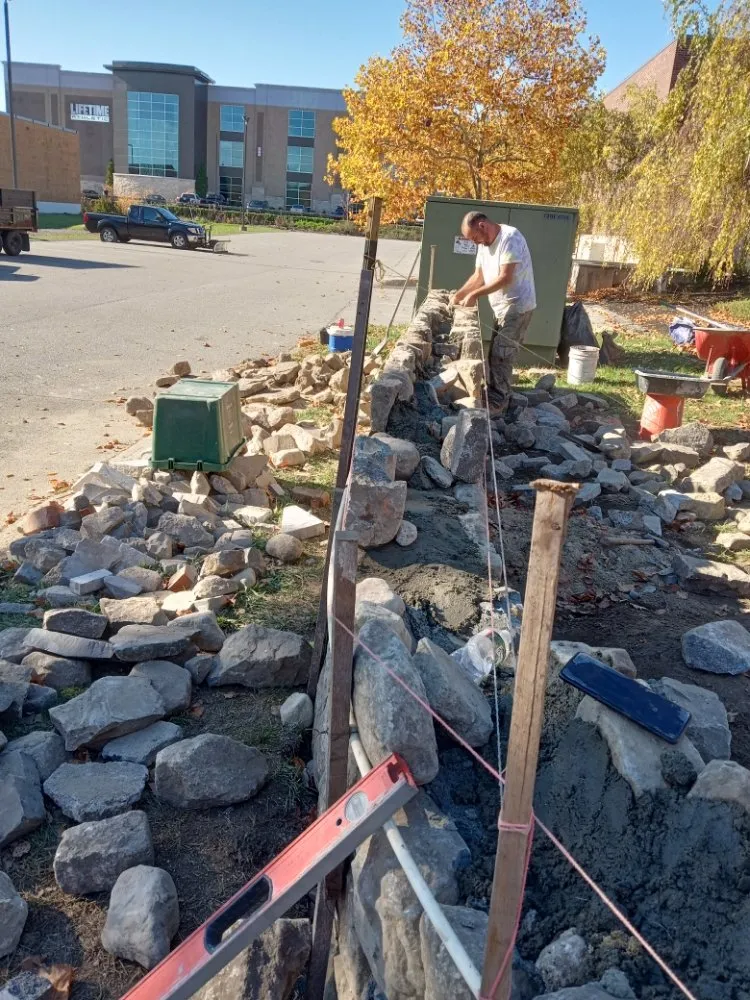 Custom yard maintenance experts serving Billerica, MA - Mg masonry e hardscape contractor