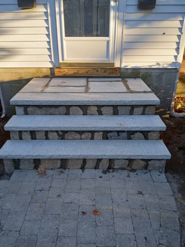 Professional lawn mowing service in Billerica, MA by Mg masonry e hardscape contractor