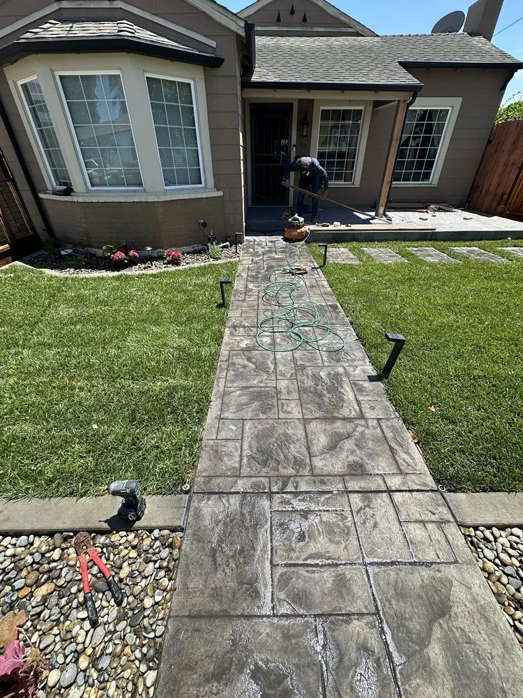 Custom yard cleanup service experts serving Hollister, CA - MG Vision Concrete