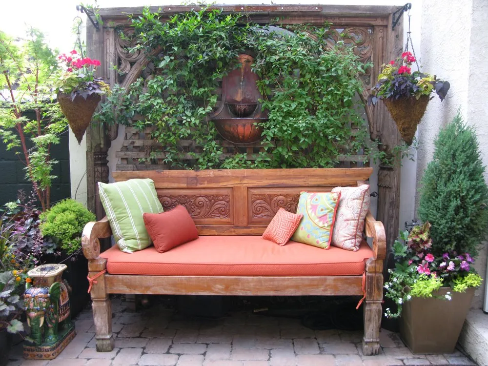 Custom outdoor landscaping in Philadelphia, PA - MGH Gardens