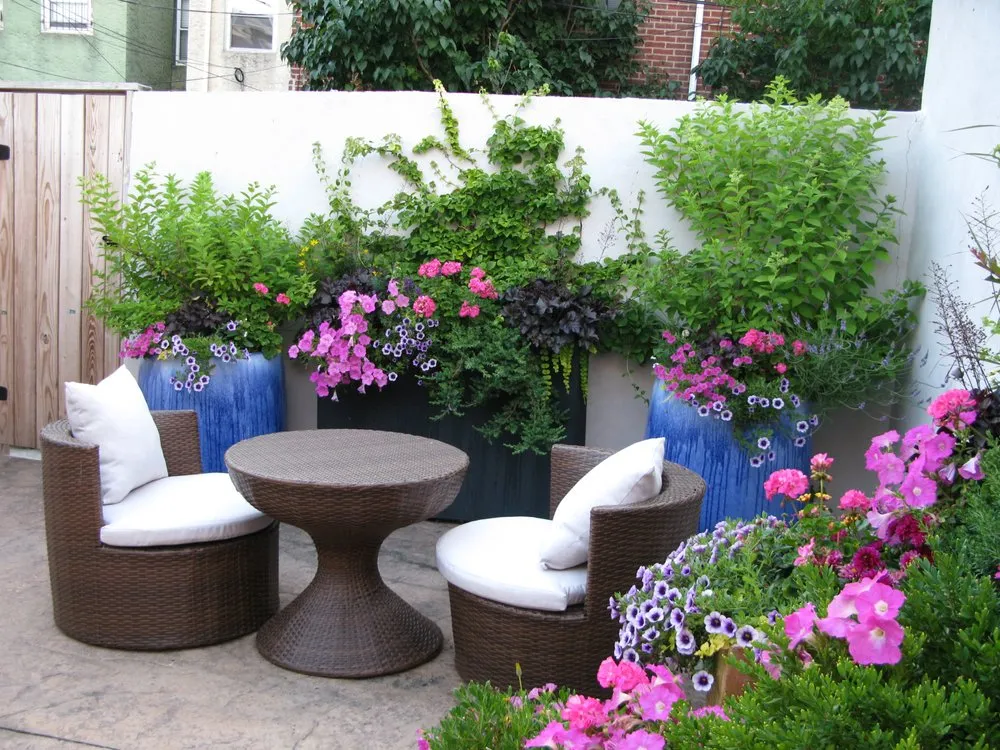 Top-rated outdoor landscaping in Philadelphia, PA by MGH Gardens