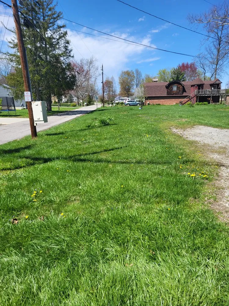 Reliable yard maintenance in Cincinnati, OH - MGK Lawn Care Services