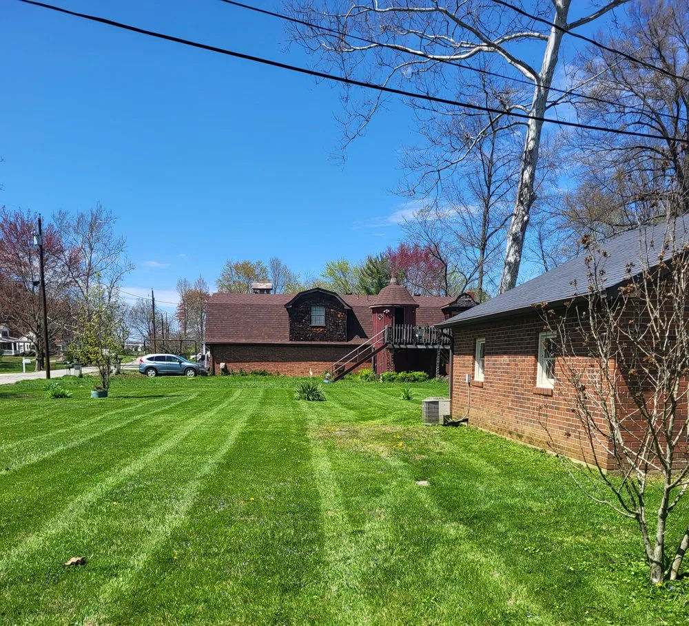 Professional outdoor landscaping in Cincinnati, OH by MGK Lawn Care Services