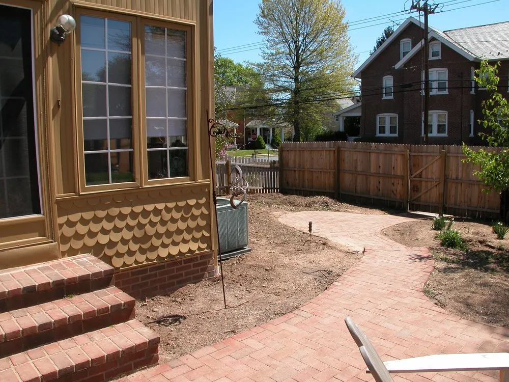 Professional garden landscaping experts serving Lansdale, PA - MGM Landscape Design