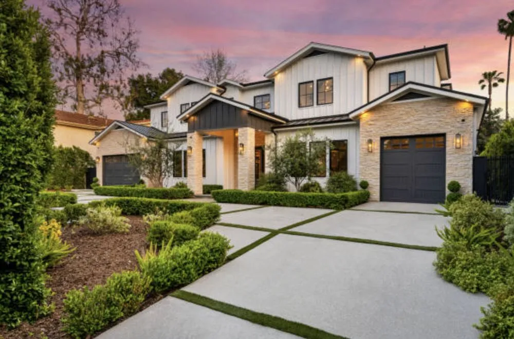 Trusted lawn care service for year-round maintenance in Katy, TX by MGO Solutions & Lawn Care