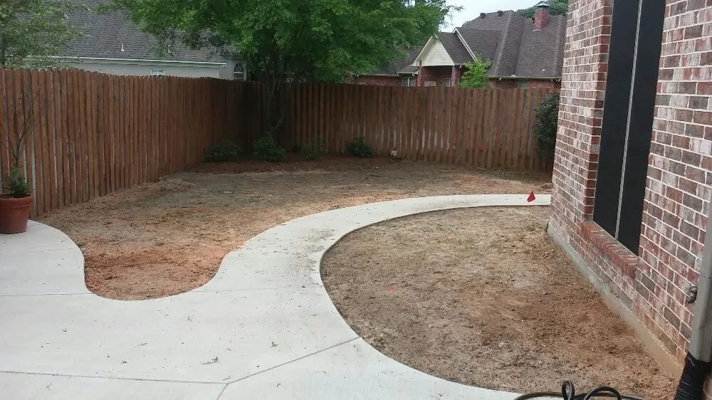 Reliable yard cleanup service with custom design across Tyler, TX - M&G's Hardscape and Landscaping Services