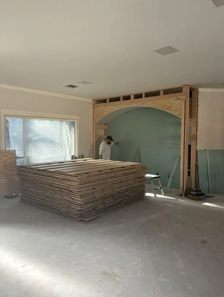 Custom yard maintenance experts serving Phoenix, AZ - MH Building Solutions - Phoenix