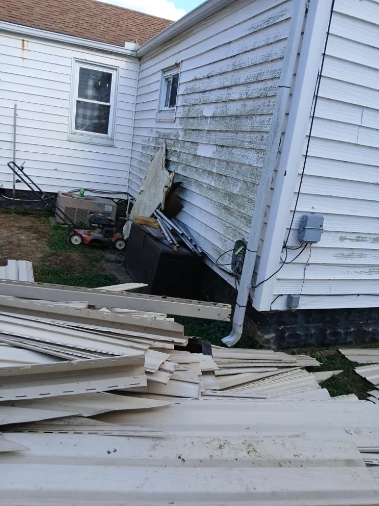 Reliable outdoor landscaping in Vandalia, IL by MH Construction Pros