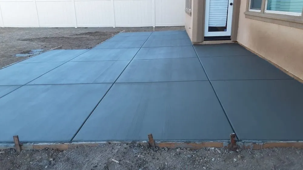 Reliable yard maintenance in Perris, CA - MH Landscaping