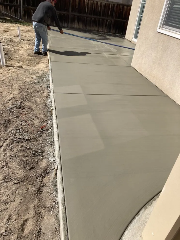 Custom outdoor landscaping in Perris, CA by MH Landscaping