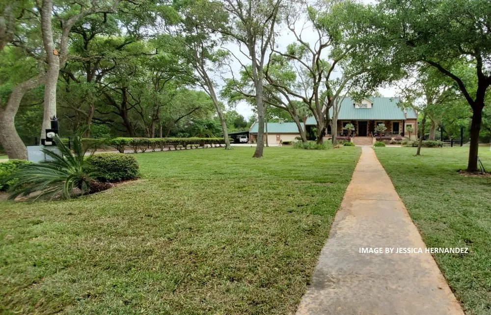 Expert residential landscaping in Houston, TX - M&H Sprinkler Systems