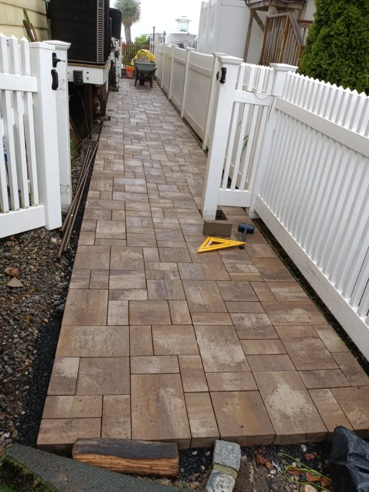 Top-rated lawn care service in Lakewood, NJ - MHL Landscaping