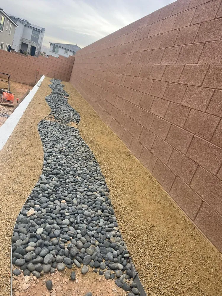 Professional yard cleanup service experts serving Las Vegas, NV - MHT Cleaning Service And Landscaping