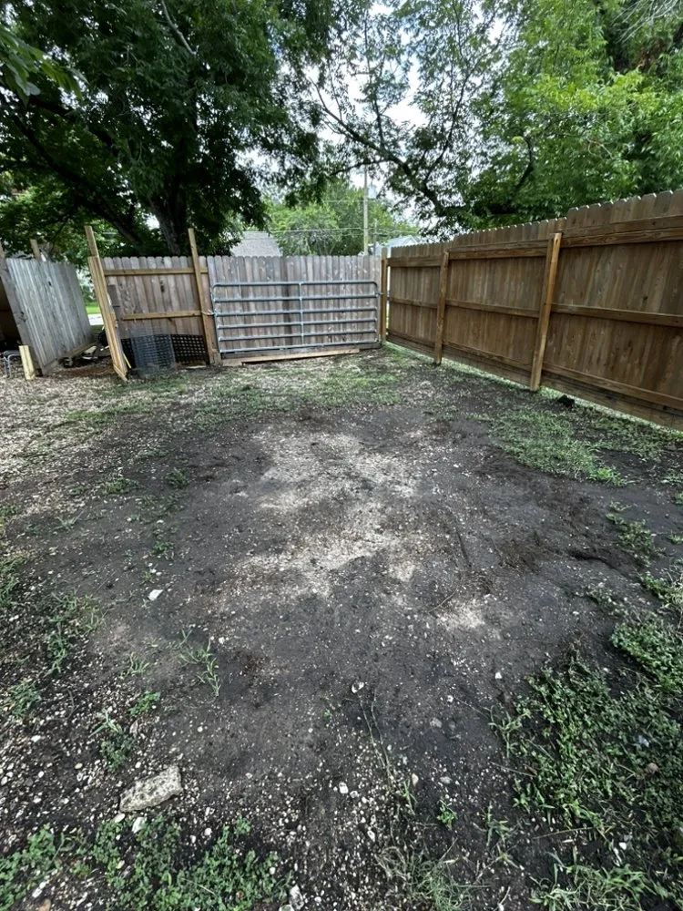 Local lawn care service for residential properties in Navasota, TX by Mi Familia Lawn & Landscaping