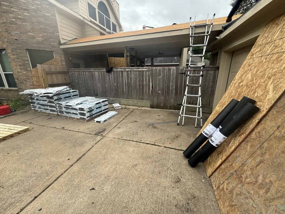 Custom yard cleanup service experts serving Navasota, TX - Mi Familia Lawn Services