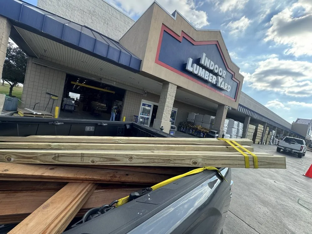 Custom yard cleanup service in Navasota, TX - Mi Familia Lawn Services