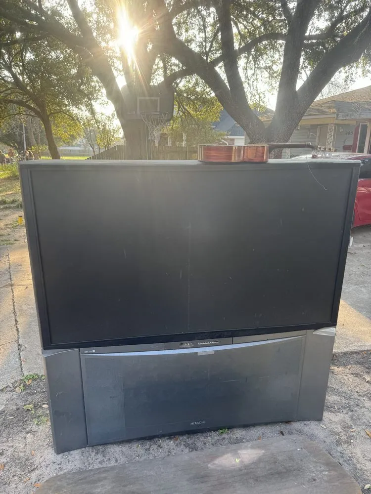 Reliable outdoor landscaping in Navasota, TX - Mi Familia Lawn Services