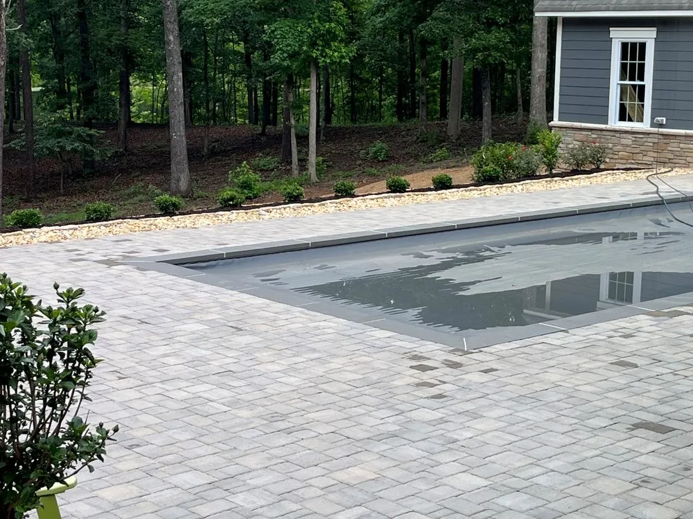 Professional landscaping services for residential properties in Richmond, VA by Mi Jalisco Landscaping