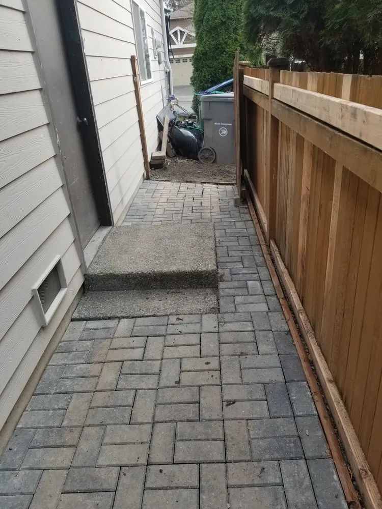 Professional landscape installation in Bothell, WA - Mi Jardin Lawn Care & Design