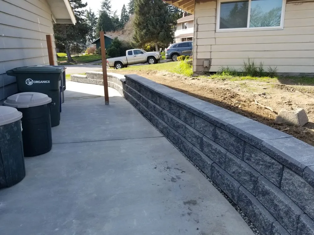 Affordable yard maintenance for beautiful yards in Bothell, WA by Mi Jardin Lawn Care & Design