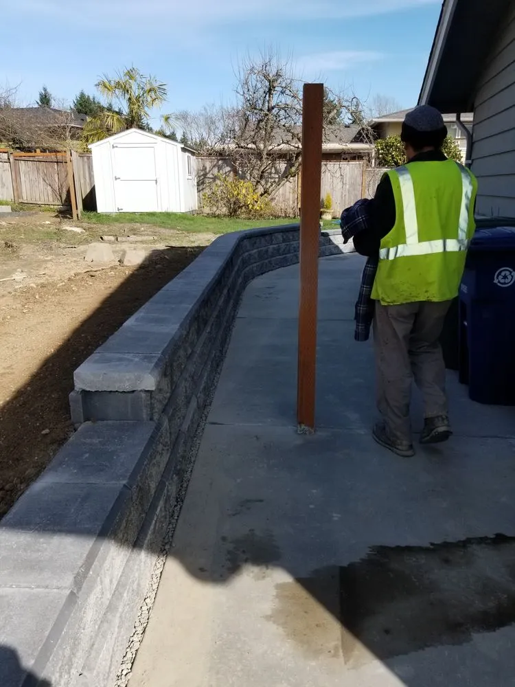 Custom landscape installation in Bothell, WA by Mi Jardin Lawn Care & Design