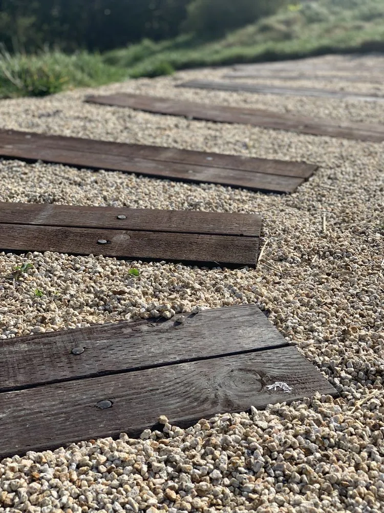 Custom lawn care service near you in Emerald Hills, CA by Mi Monarca Landscaping