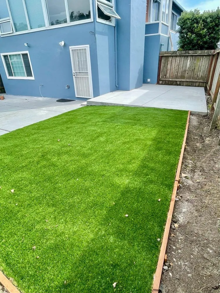 Professional landscaping services for residential properties in Emerald Hills, CA by Mi Monarca Landscaping