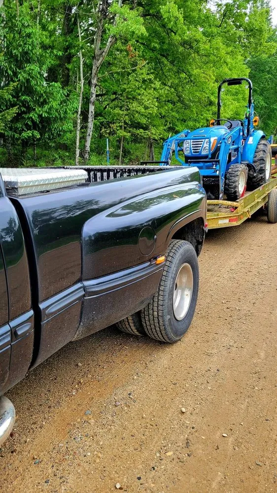 Expert lawn care service experts serving Midland, MI - MI Tractor Guy