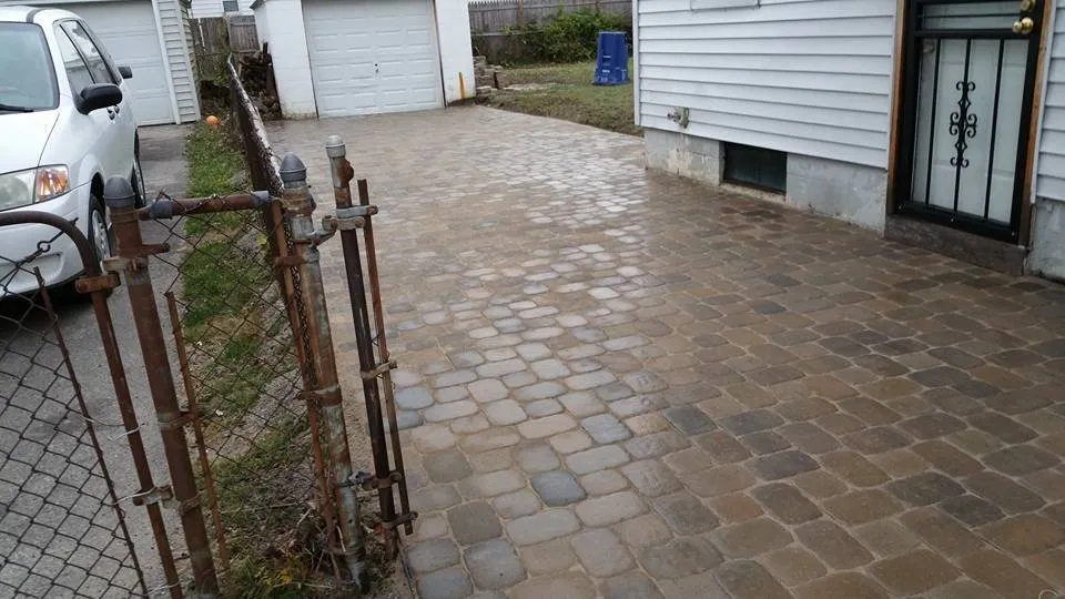 Local residential landscaping experts serving Columbus, OH - MIA Landscaping & Landscapes