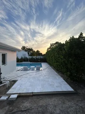 Miami Outdoor Living Logo