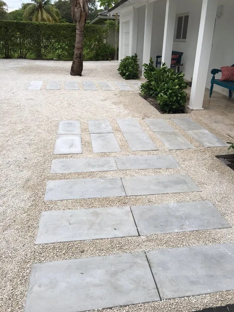 Affordable garden landscaping in North Miami, FL by Miami Shores Landscape