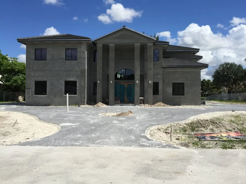 Top-rated lawn care service experts serving North Miami, FL - Miami Shores Landscape