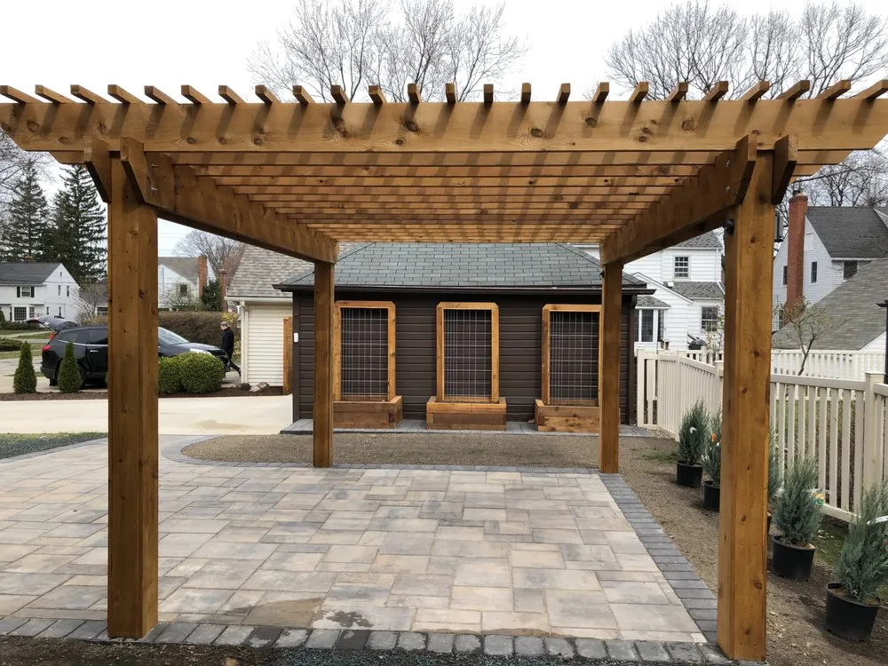 Expert garden landscaping experts serving Avon Lake, OH - Michael & Sons