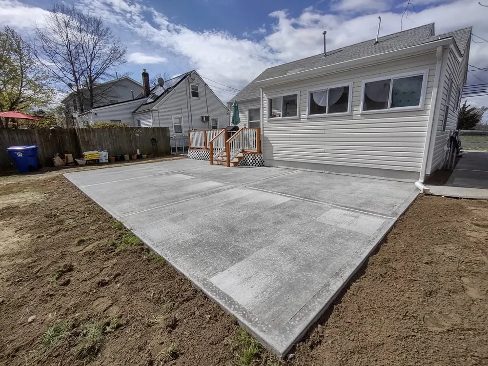 Professional lawn mowing service experts serving Middletown Township, NJ - Michael Anthony Services