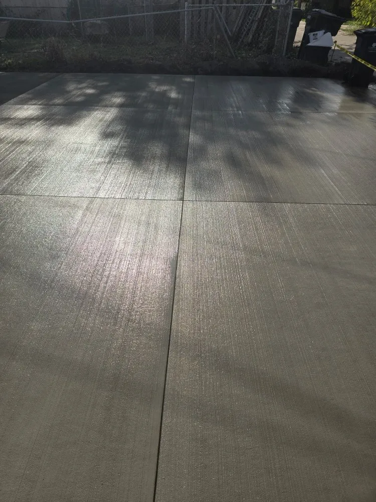 Expert outdoor landscaping in Cedar Rapids, IA - Michael Candler's Construction