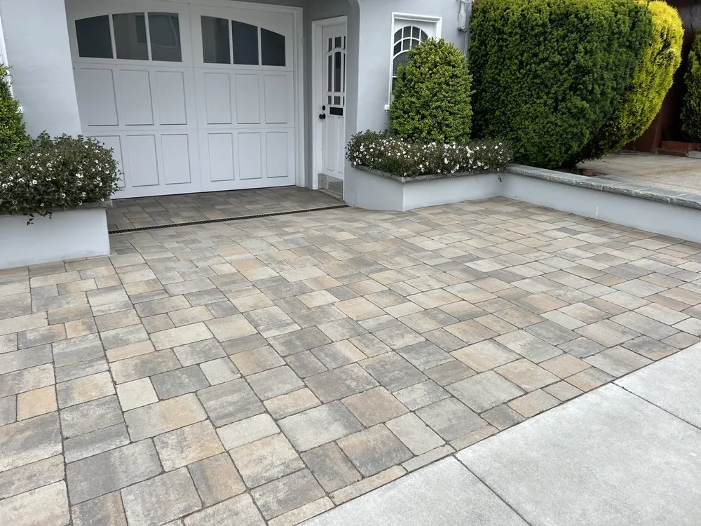 Professional outdoor landscaping for beautiful yards in San Francisco, CA by Michael Heavey Construction