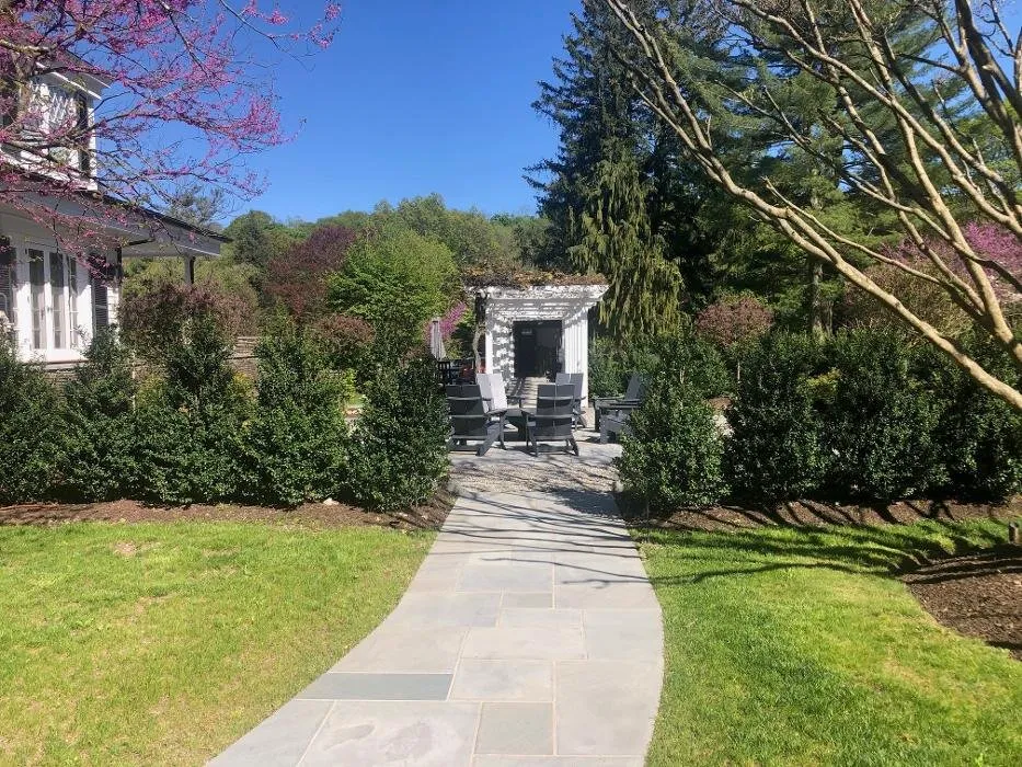 Expert lawn care service experts serving Armonk, NY - Michael Labriola