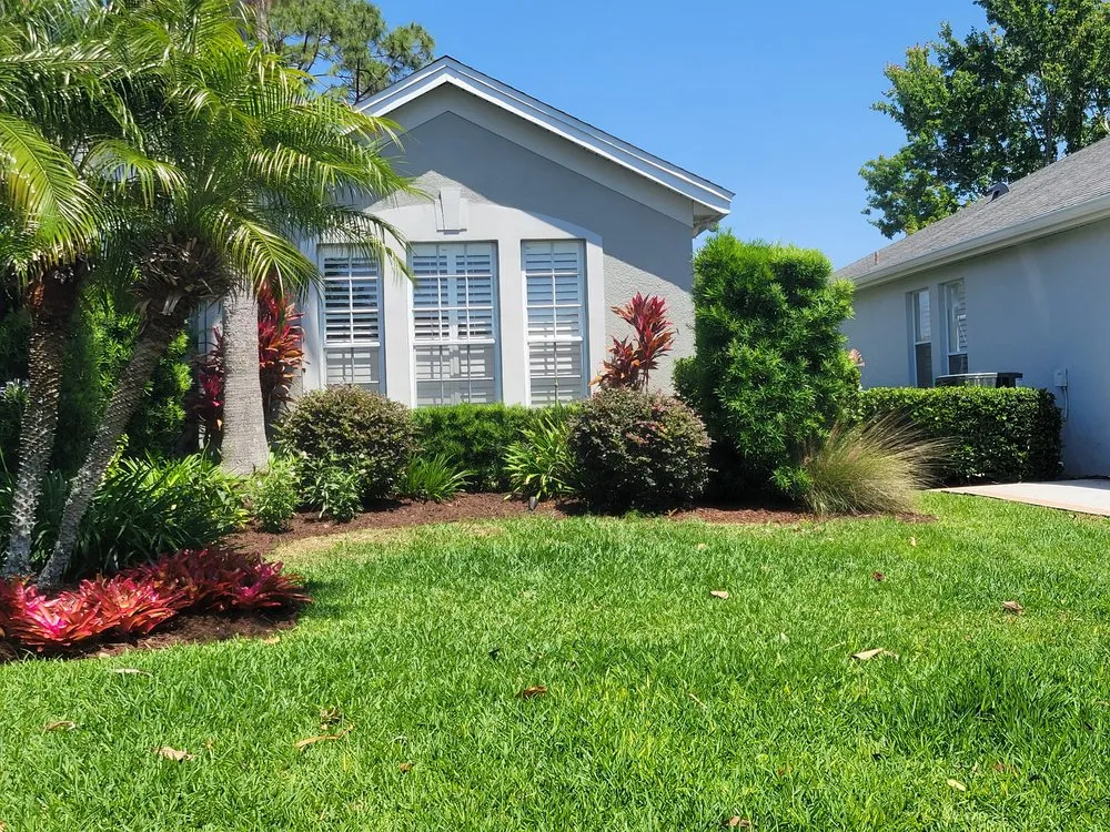 Trusted garden landscaping in Weirsdale, FL by Michael Marlow Yard Services and More