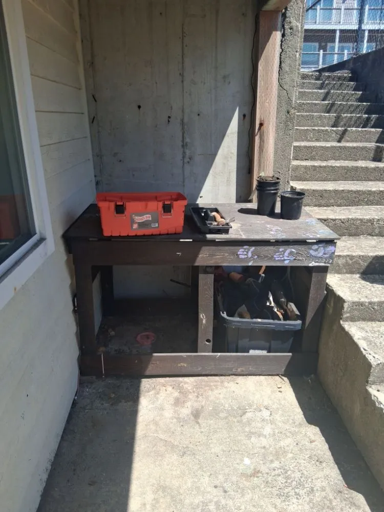 Reliable lawn care service in Lincoln City, OR - Michael's Handy Coastal Services