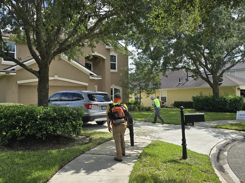 Trusted lawn care service experts serving Saint Johns, FL - Michael's Lawn & Landscaping
