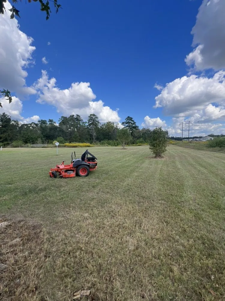 Local outdoor landscaping experts serving Cut and Shoot, TX - Michaels Lawn Care