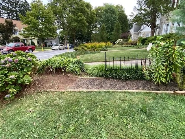 Reliable lawn care service for homes in York, PA by Michael’s Lawn Care