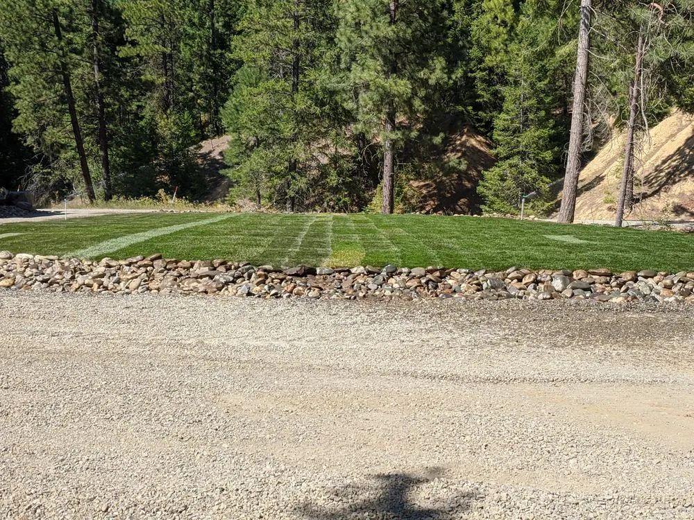 Custom yard cleanup service for year-round maintenance across Roslyn, WA - Michele's Landscape & Design