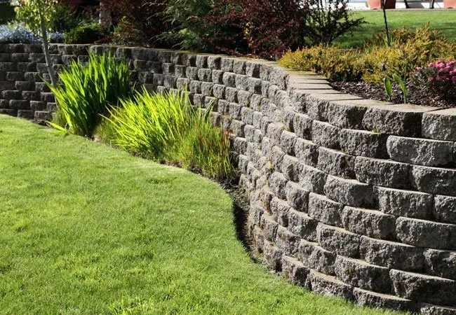 Professional yard cleanup service experts serving Elkhart, IN - Michiana Hardscaping
