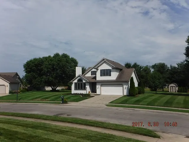 Expert outdoor landscaping experts serving Benton Harbor, MI - Michiana Lawn Care