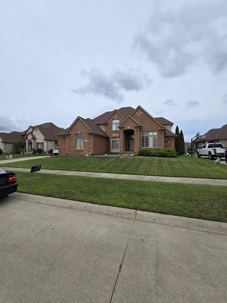 Affordable garden landscaping in Shelby Charter Township, MI by Michigan Mow Masters