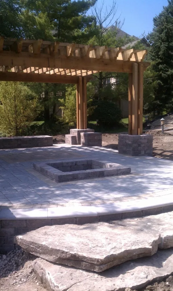 Local outdoor landscaping experts serving Harbor Springs, MI - Michigan Pete Landscaping