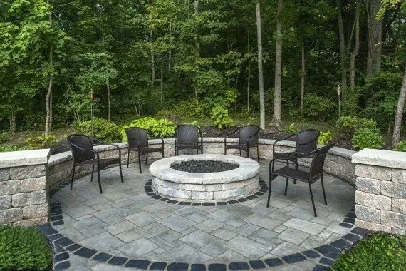 Reliable garden landscaping in Harbor Springs, MI - Michigan Pete Landscaping