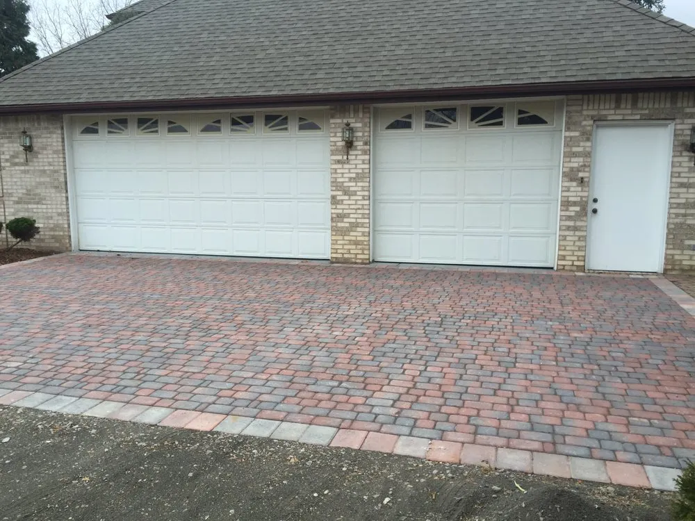 Local landscape installation for beautiful yards across Taylor, MI - Michigan Pond and Plant